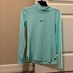 nike long sleeve